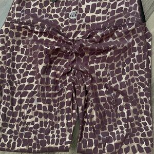 TYC leggings. Scrunched